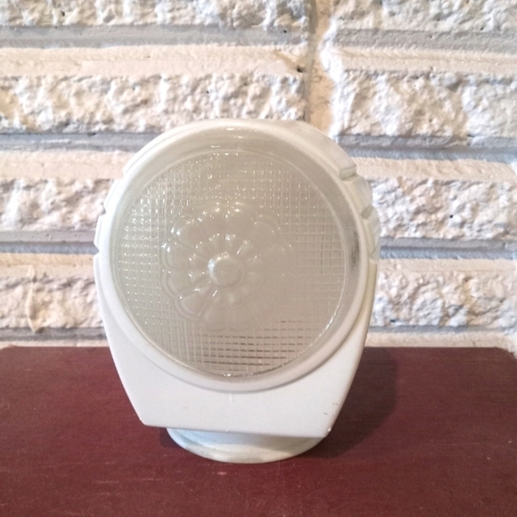 BOGO FREE Vintage Antique Porch Light Fixture - Picture 1 of 6